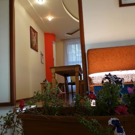 Destiny 1 Hostel 耶烈万 外观 照片